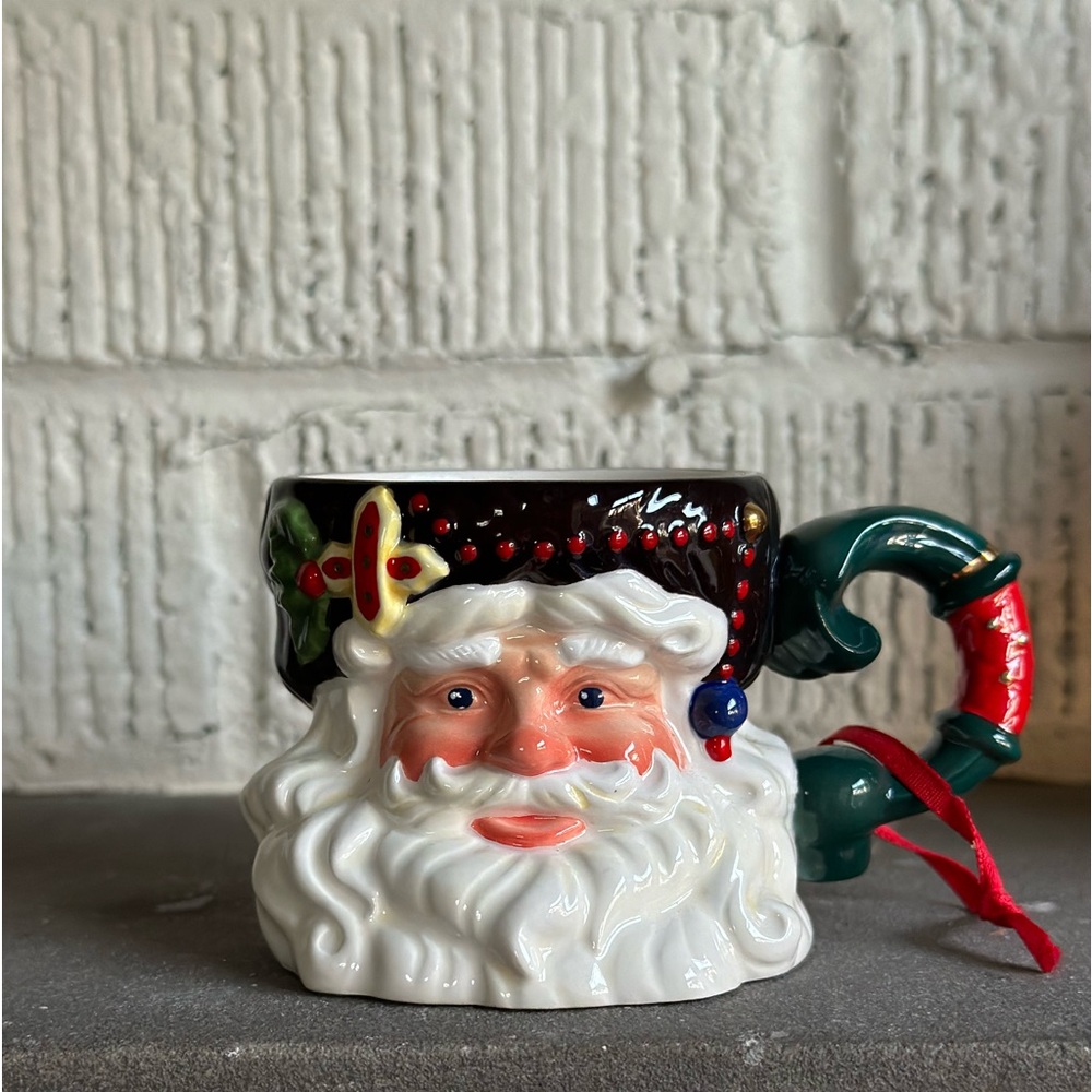 Dept 56 Santa mug ornament 2.5”x 4”